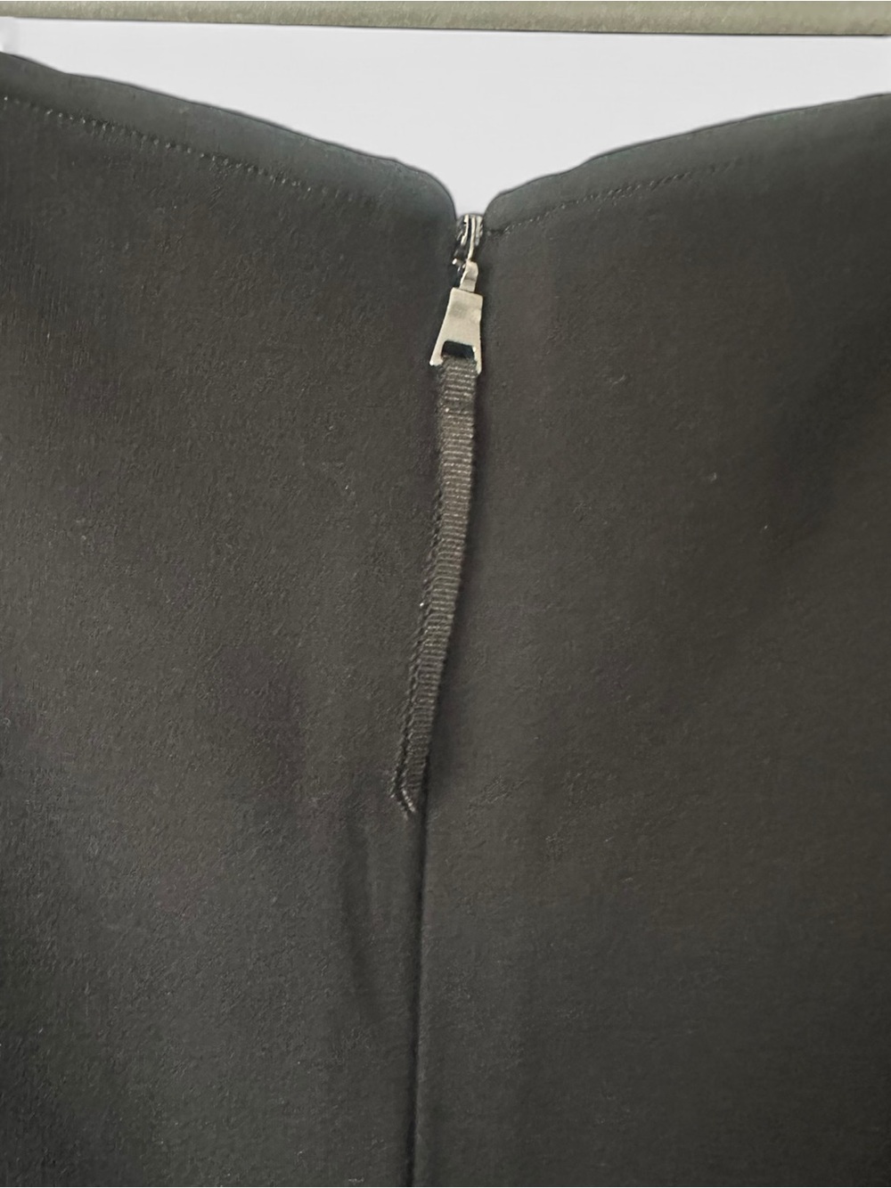 SPANX Ponte Corset Jumpsuit Black Barrel Leg NWT M - Picture 8 of 9